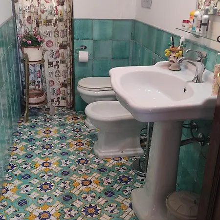 Guest house Castello Del Piraino - Casa Vacanze Nel Cuore Della Sicilia