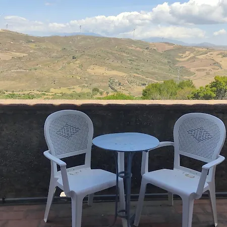 Castello Del Piraino - Nel Cuore Della Sicilia Maison d'hôtes Santa Caterina Villarmosa